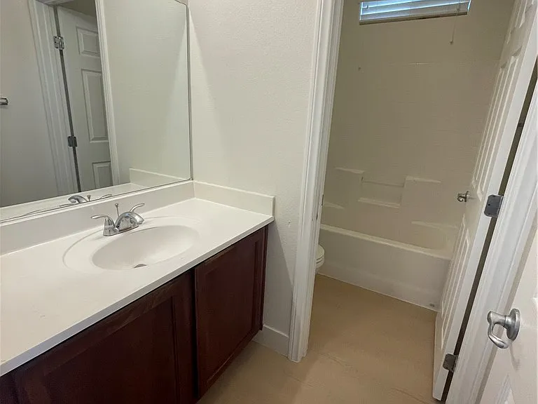 8524 Pitney Ave — Photo 8