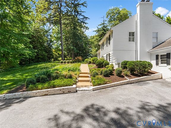 3rd image of 8704 River Rd