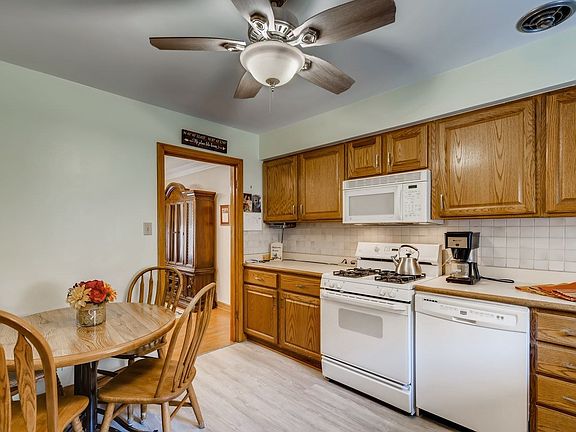 5th image of 9343 S Avers Ave