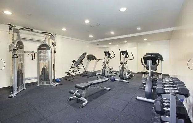 Rented by REAL New York | media 16