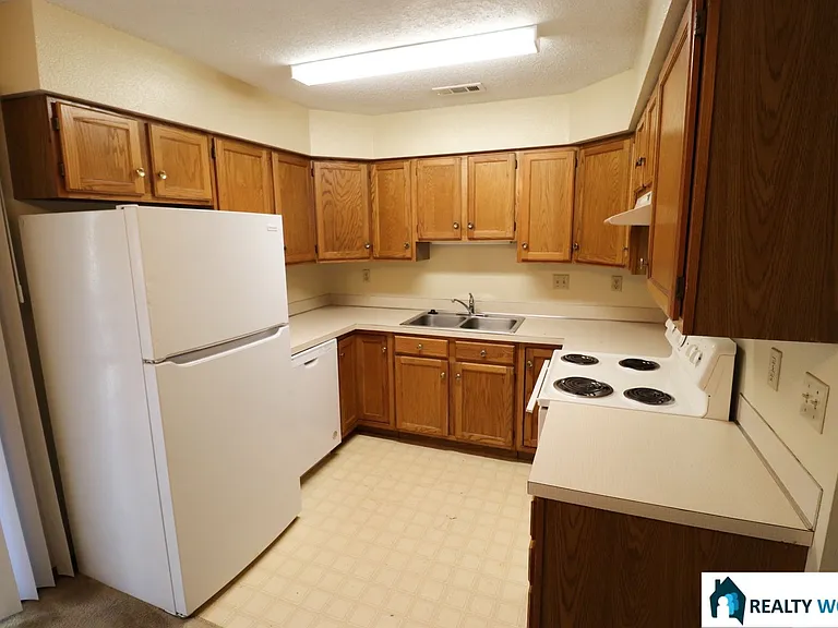 1422 A St — Photo 3