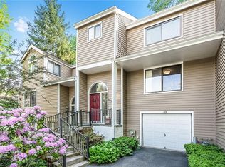 109 Woods End Rd, Chappaqua, NY 10514