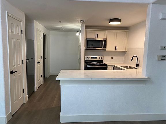 4th image of 10001 Woodcreek Oaks Blvd Unit 1211