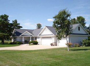 684 Lake Forest Cir, Detroit Lakes, MN 56501
