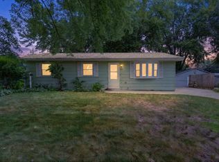 2111 S Osborne Ave, Janesville, WI 53546