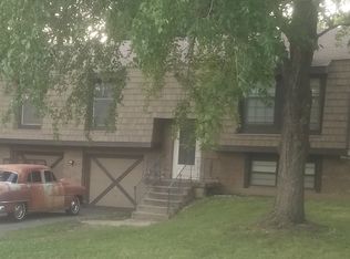 112 NE 88th St, Kansas City, MO 64155