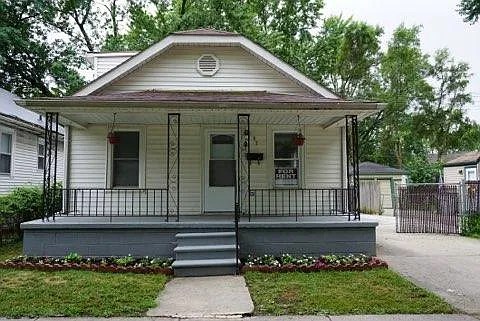 97 W Madge Ave photo 1