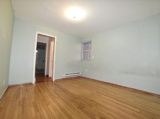 2016 S 8th St #1, Philadelphia, PA 19148