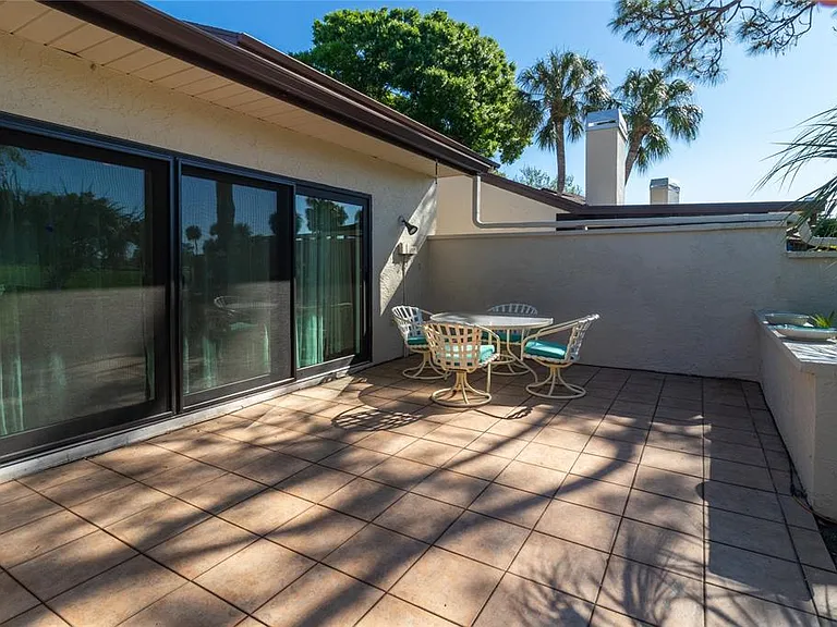 4660 La Jolla Dr — Photo 28