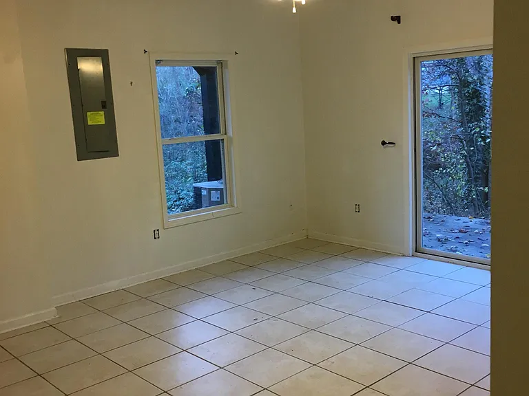 23 Nicola Dr — Photo 3