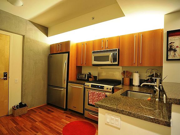 3rd image of 321 10th Ave Unit 1803