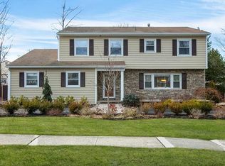 1 Woodland Ter, Orangeburg, NY