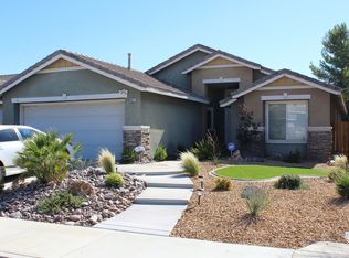 9327 Agave Dr, Hesperia, CA 92344