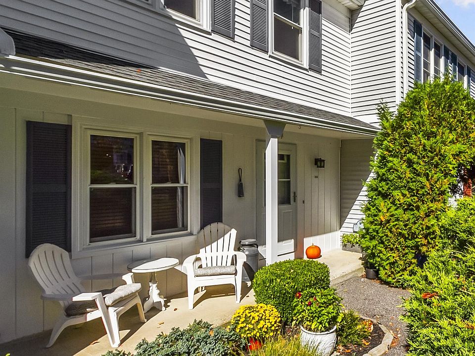 1st image of 204 Williamsburg Drive