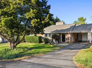 339 Stuyvesant St, Warrenton, VA 20186