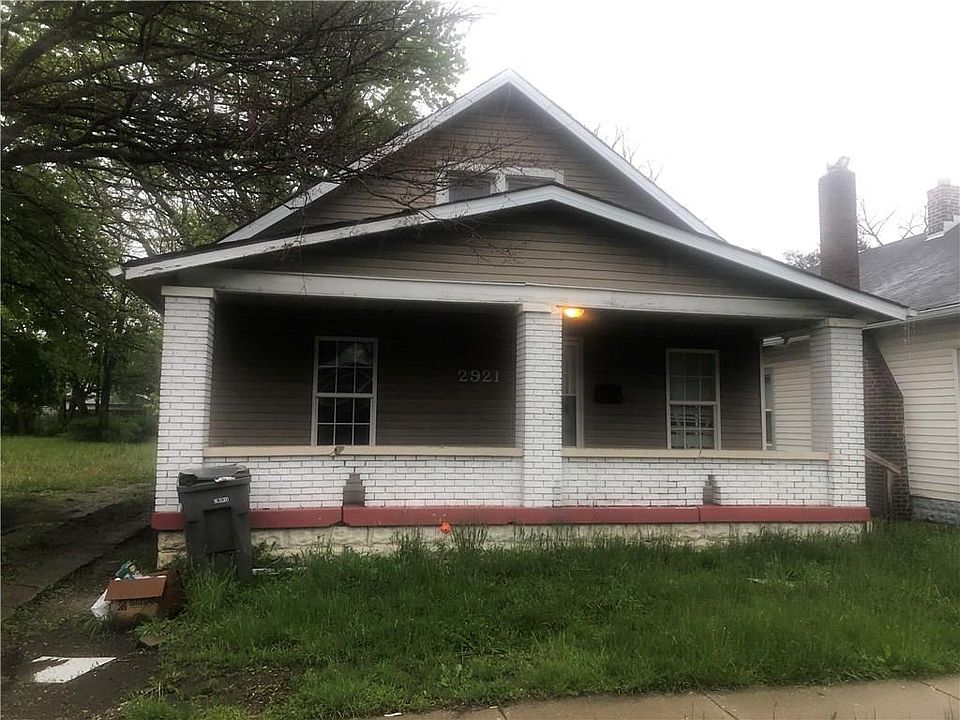 1st image of 2921 N Sherman Dr