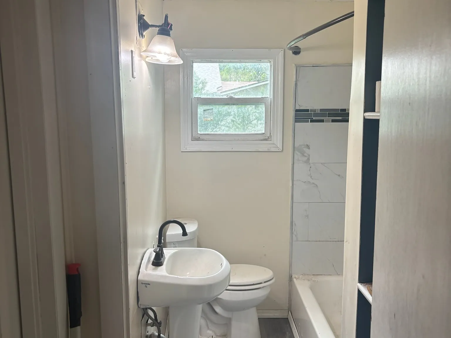 3 bed, 1312 sqft, $1,600 — Photo 2