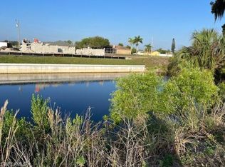 1102 NE 18th Ave, Cape Coral, FL 33909