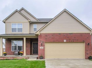 601 Park Lane Rd, Chelsea, MI 48118