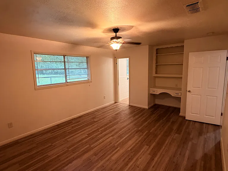 314 Perry Dr — Photo 13