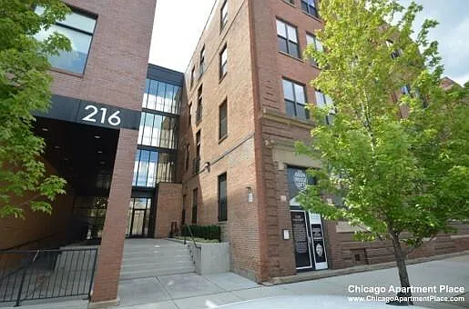216 N May St #202 — Photo 7