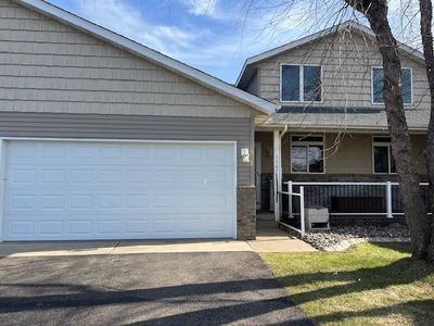 1107 36th St W, Hastings, MN, 55033