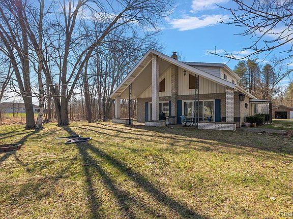 2nd image of 4705 Ketchum Rd