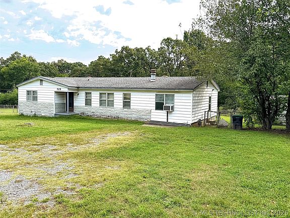 2nd image of 725 Sooner Dr