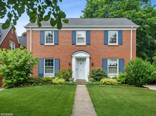 211 Lawndale St, Wilmette, IL 60091