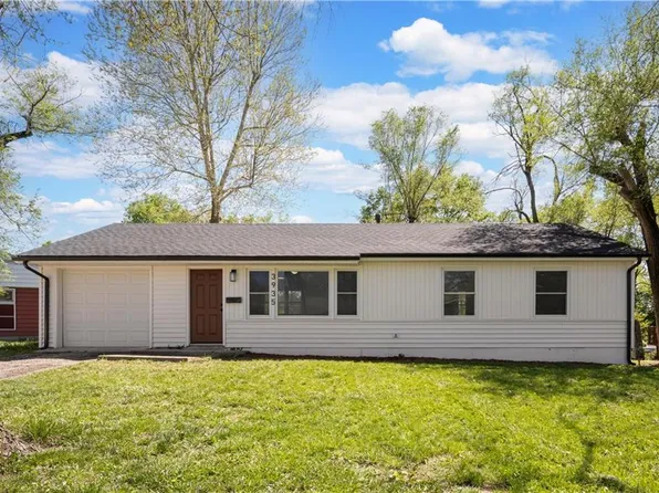 3935 E 47th Ter, Kansas City, MO 64130
