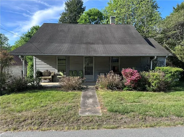 138 Hemlock St, Mocksville, NC 27028