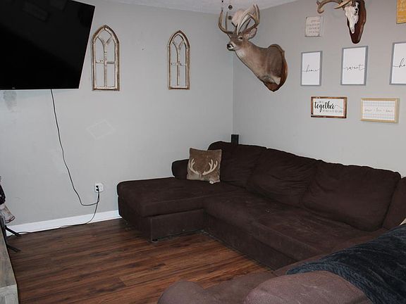 5th image of 814 Briarcliff Rd