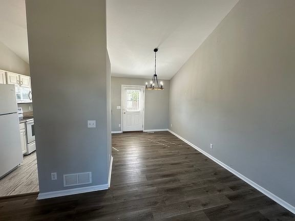5th image of 8208 S 161st Ave