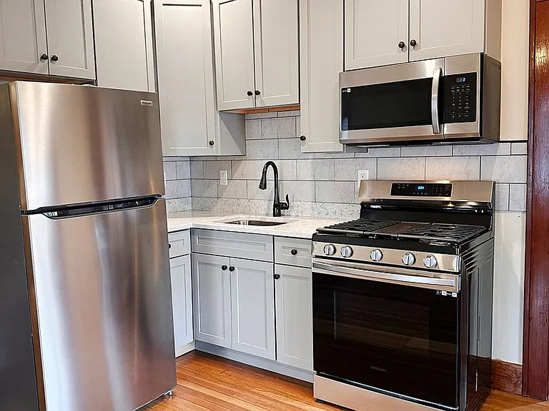 44 Drew St — Photo 4