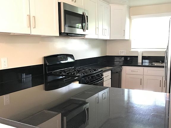 4th image of 10061 San Pablo Ct