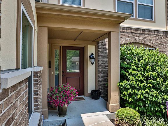3rd image of 2117 Rolling Hills Dr