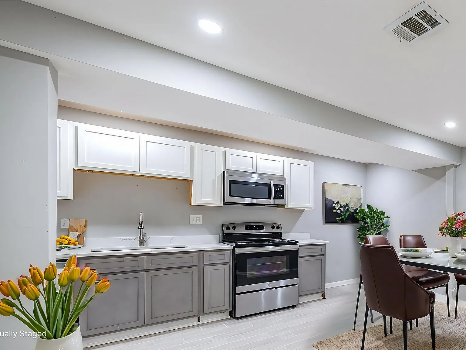 2 bed, 840 sqft, $2,000 — Photo 4