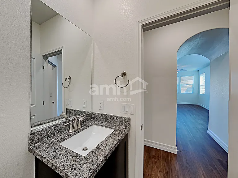5884 Petronius St — Photo 16