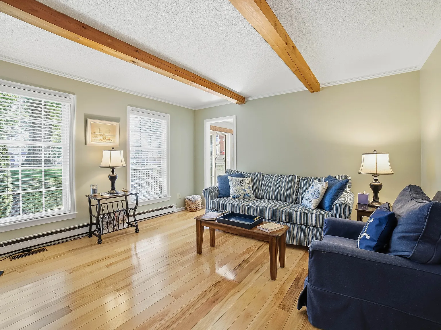2 bed, 2.5 bath, 1450 sqft, $3,195 — Photo 3