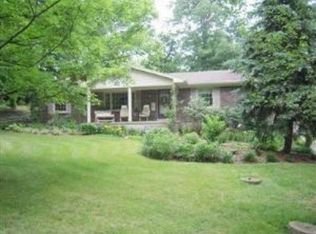 6570 Schweitzerhoff Rd, Cincinnati, OH 45247