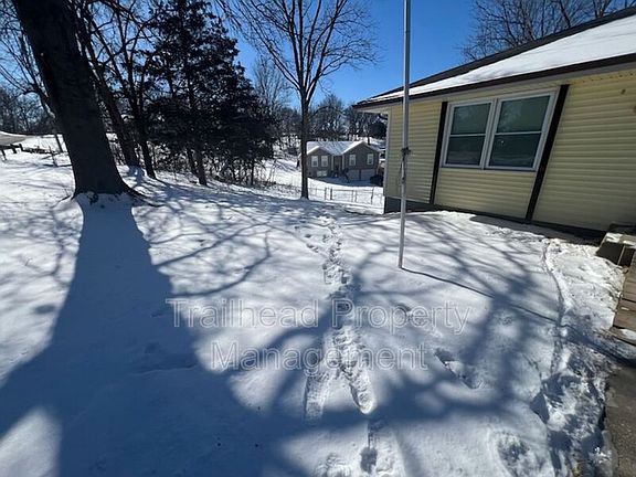 2nd image of 2216 Wilson Ave