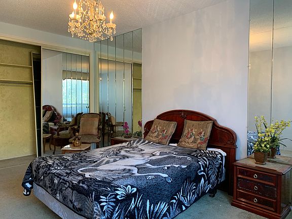 2nd image of 1508 Greenfield Ave #1