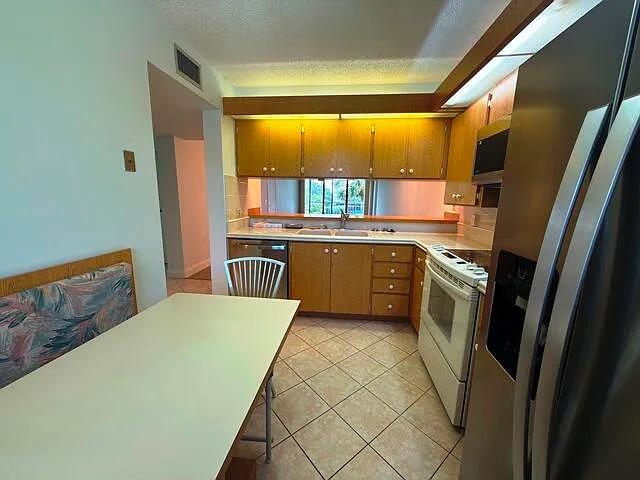 2601 Village Blvd #301 — Photo 10