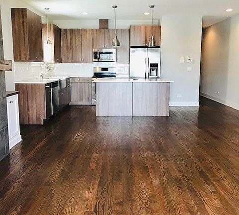 2nd image of 3649 W Belmont Ave #2E