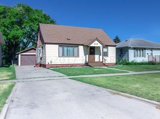 819 17th St N, Moorhead, MN 56560