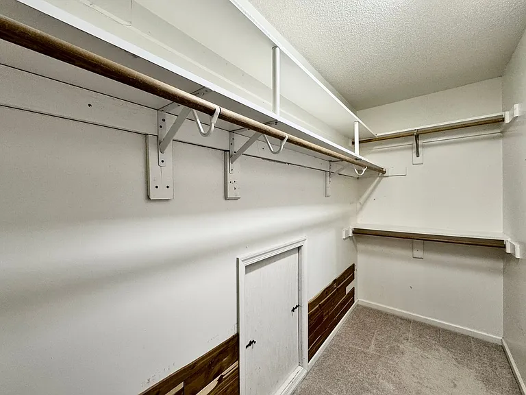 1733 Bernstein Dr — Photo 39