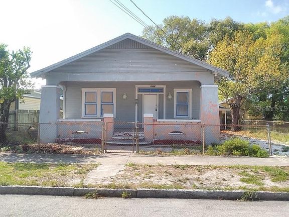 2nd image of 1021 E 15th Ave