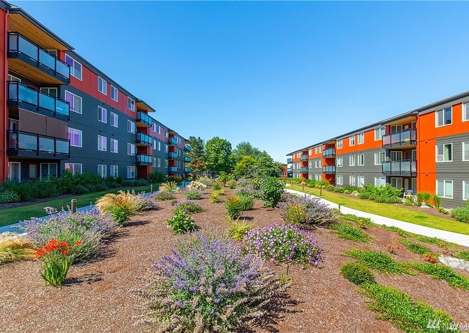 Seventy-O-One condominium complex newly upgraded.