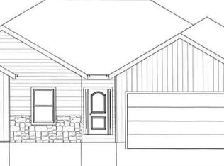 902 SW Pintail Ln, Oak Grove, MO 64075