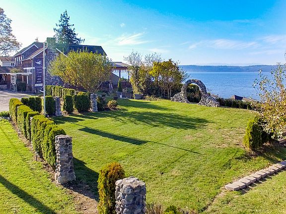 5th image of 1054 S West Camano Dr